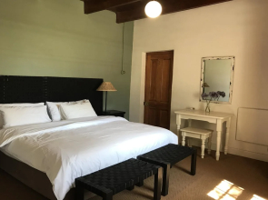 Shiraz Estate