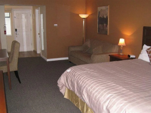 Lake City Inn & Suites