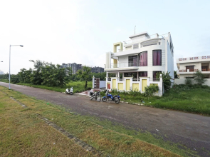 Raj Inn By OYO Rooms