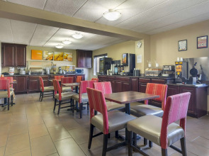 Comfort Inn University Center