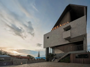 Adela Villa Dalat