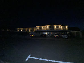 Friends Hotel