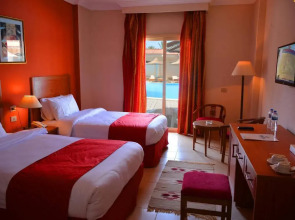 Hawaii Riviera Club Aqua Park - Families and Couples Only