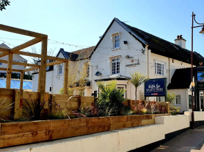 Eyre Court Hotel