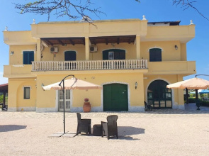 Bungalow With one Bedroom in Lizzano, With Shared Pool and Wifi Near the Beach