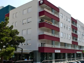 Bb Residence