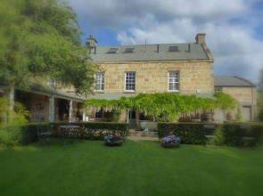 The Red Feather Inn