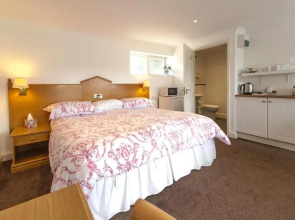 Annexe at Gosfield Lake