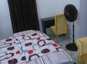 Dana hotel and suites