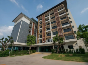 L Hotel