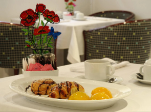Best Western Regency Suites