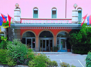 Hotel De La Paix