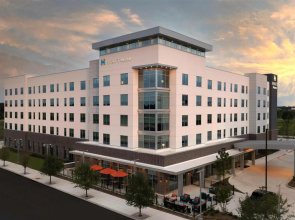 Hyatt House The Woodlands / Shenandoah