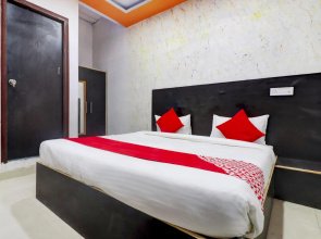 OYO 76841 Hotel Happy Stay