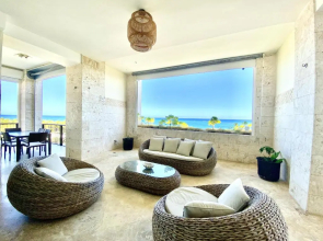 Beachfront Luxury Pent-House at Aquamarina, Cap Cana