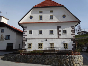 Apartments Mozinetova hisa