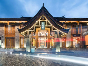 Shilily Travelling Hotel Lugu Lake