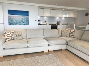 6 Ocean Gate apartment