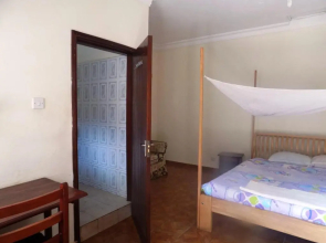 Tobiz Guest House