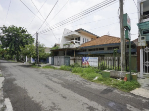 RedDoorz at Ngaggel Jaya Surabay