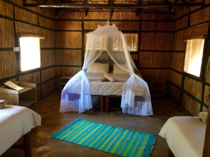 Mango Beach Lodge