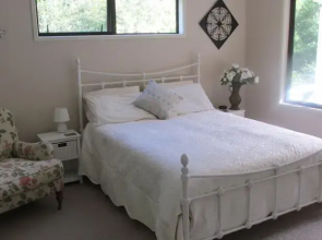 Orchard Cottage Bed & Breakfast
