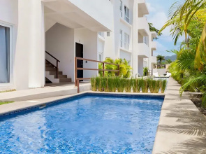 Upstay - Modern Jaco Beach Apartment With Pool