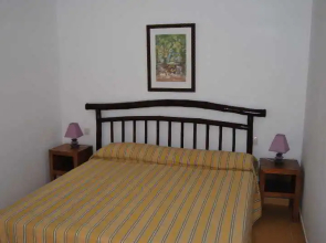 Lake Cliffe Condominiums