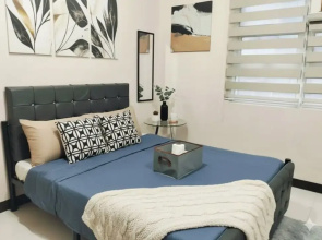 Affordable Condotel Newport Boulevard