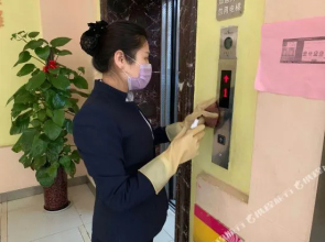 银座佳驿酒店(济南经一路火车站天桥店)