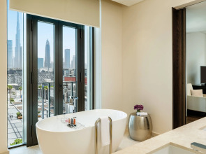 La Ville Hotel & Suites CITY WALK, Dubai, Autograph Collection