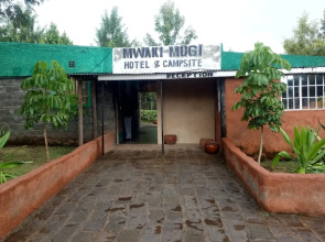Mwaki-Mugi Hotel & Campsite