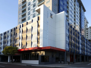 H 105 Mitchell Hotel and Apartments