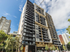 Saint Domain Apartment Hotel