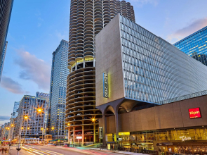 Hotel Chicago Downtown, Autograph Collection by Marriott