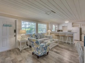 Coastal Dream Beach House 3 Bedroom Home by Redawning