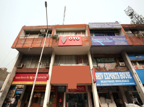 OYO Flagship 2431 Hotel Skylark