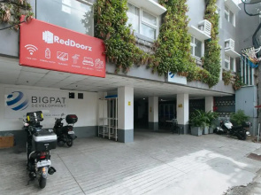 RedDoorz Hostel @ BigPat Dormitory Pasay - Quarantine Hotel