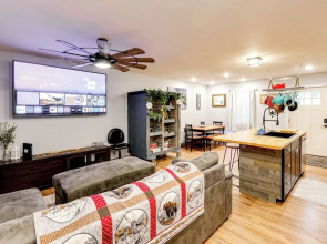 Walk to Dtwn: Dog-friendly Retreat in Fairbanks!