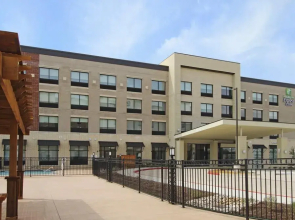 Holiday Inn Express & Suites Dallas-Frisco NW Toyota Stdm by IHG