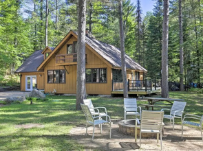 'deerskin Lodge' w/ Boat Dock & Fire Pit!
