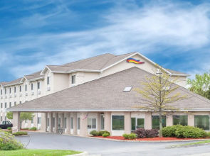 Baymont Inn & Suites Freeport
