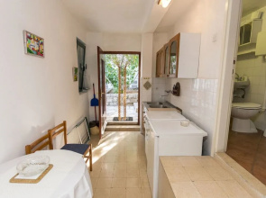 Apartment Primosten Studio