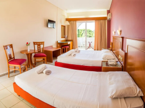 Leonanti Hotel