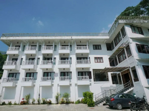 Heavenly Heights by OYO Rooms