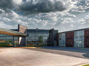 Country Inn & Suites by Radisson, Fergus Falls, MN