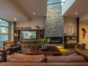 Shotover Penthouse & Spa by Staysouth