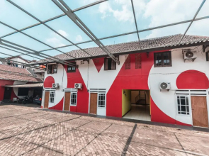 OYO 947 Angel Home Stay Syariah