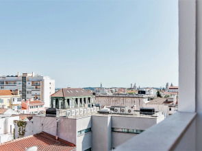 Holiday Inn Express and Suites Lisbon Principe Real by IHG