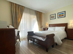 Hacienda Elviria 2 Bedroom Spacious Apartment